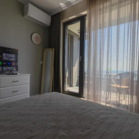 Апартаменти Panorama Sky 17 - Lux Floor With Amazing Sea View